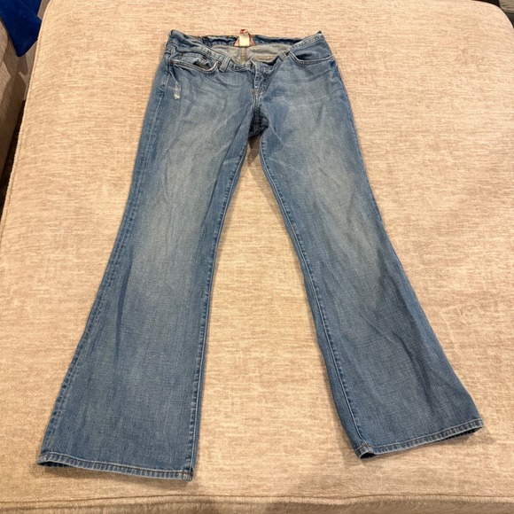 Lucky Brand‎ Women's Sweet Bootcut Jeans Light Wash Denim Distressed Size 14/32 - Picture 1 of 10